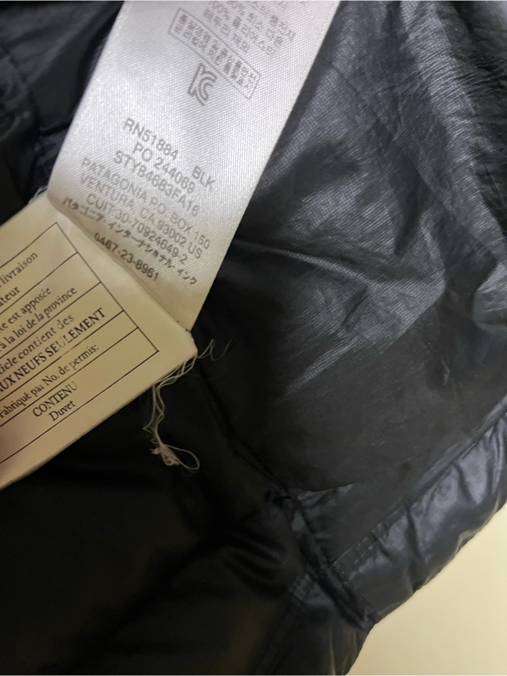 Patagonia Women's Black Down Sweater Size XS 84683 FA16 Quilted Puffer Jacket - Picture 5 of 9
